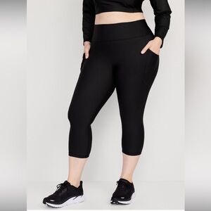 Old Navy High-Waisted Ribbed PowerSoft Crop Leggings - Size XL - NWT